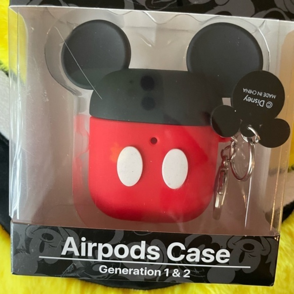 Disney Mickey Mouse Red and Black Airpods Case, mickey Mause airpods 1&2 G.